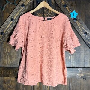🌸 Liz Claiborne Woman Eyelet Blouse – 0X – Coral